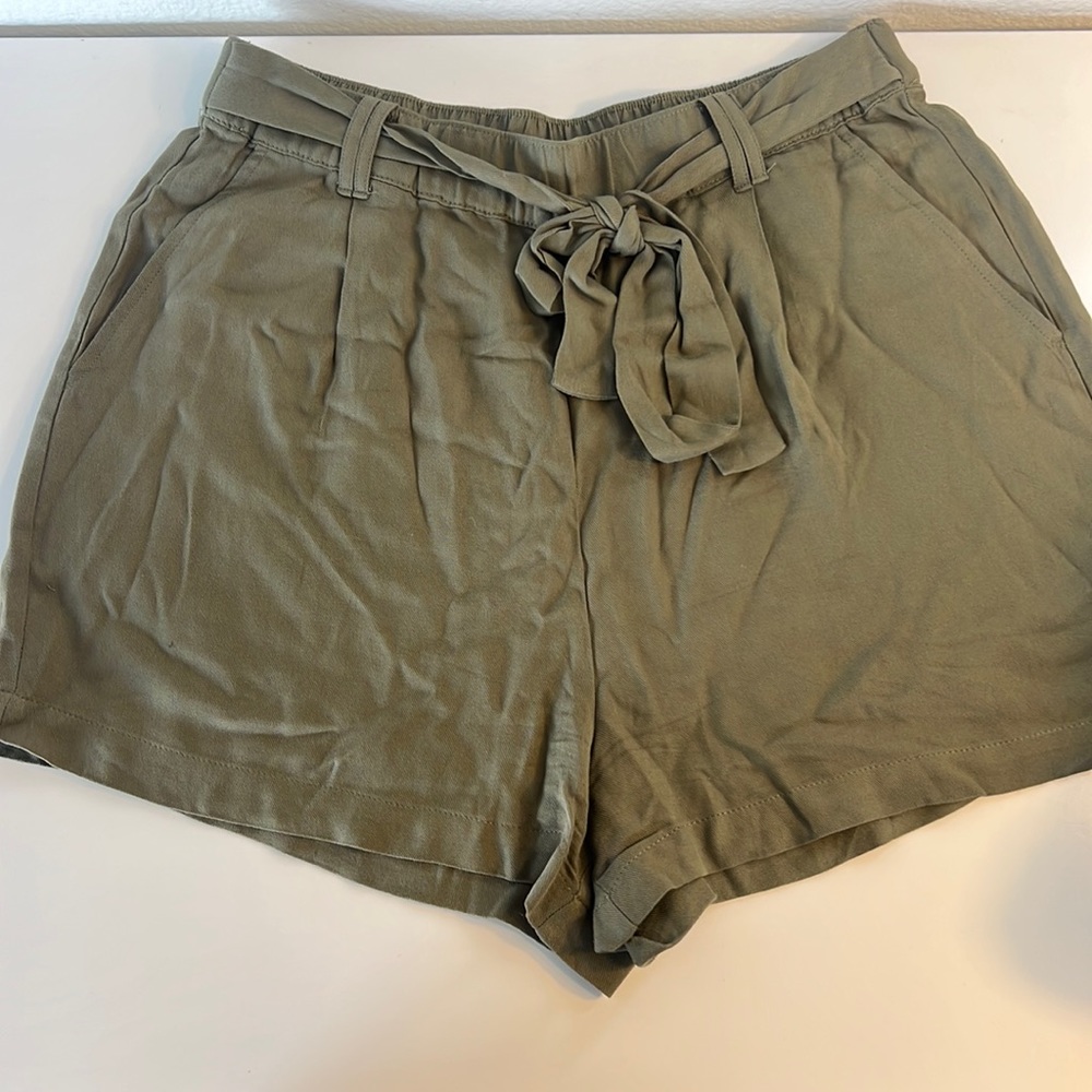 Woman Shorts